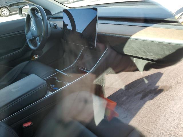 Photo 8 from auction – 2018 TESLA MODEL 3 with VIN 5YJ3E1EA9JF156983