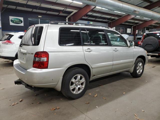 Photo 3 from auction – 2005 TOYOTA HIGHLANDER with VIN JTEEP21A550077048