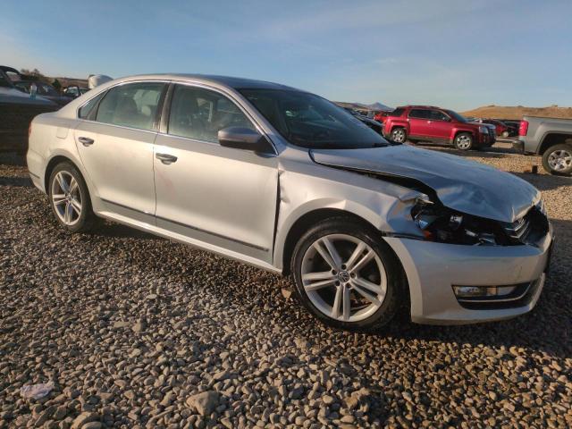 Photo 4 from auction – 2013 VOLKSWAGEN PASSAT SEL with VIN 1VWCN7A38DC037685