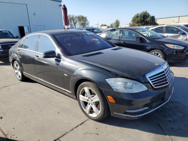 Photo 4 from auction – 2012 MERCEDES-BENZ S 550 with VIN WDDNG7DB9CA464513