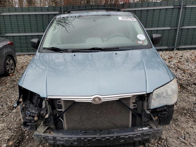 Photo 5 from auction – 2010 CHRYSLER TOWN & COU with VIN 2A4RR2D15AR400293