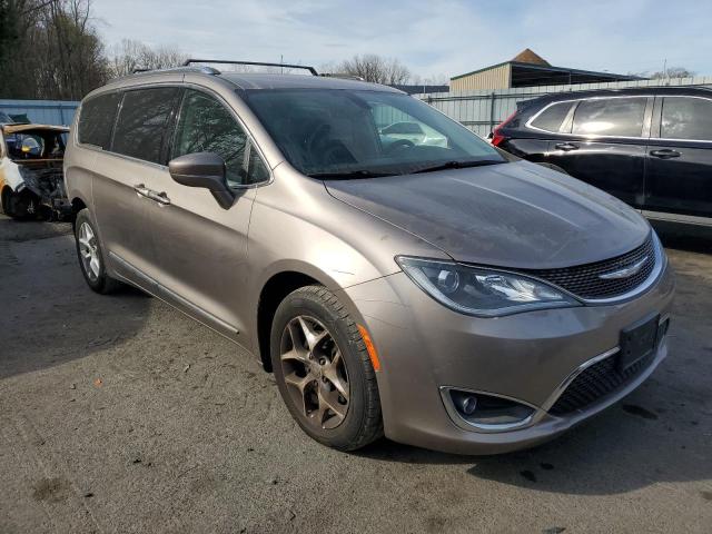 Photo 4 from auction – 2017 CHRYSLER PACIFICA T with VIN 2C4RC1EG6HR591849