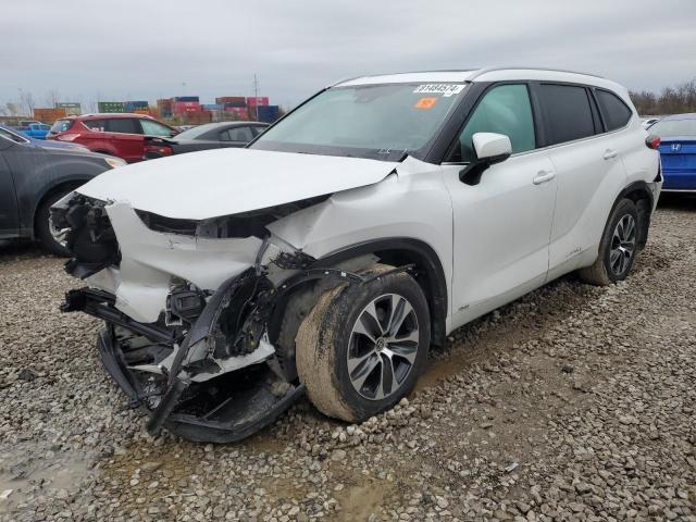 TOYOTA HIGHLANDER 2023 with VIN 5TDKBRCH1PS597580 - Photo from auction