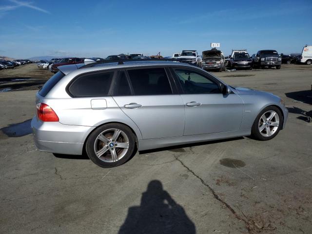 Photo 3 from auction – 2007 BMW 328 IT with VIN WBAVS13537FX15971