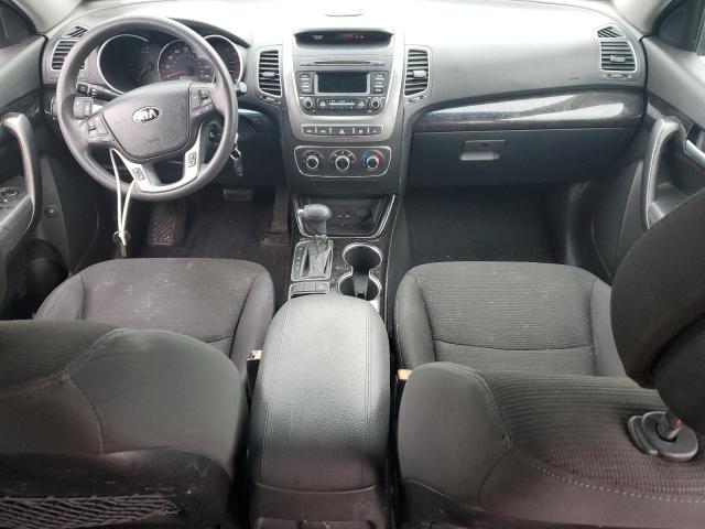 Photo 8 from auction – 2015 KIA SORENTO LX with VIN 5XYKTDA79FG627088