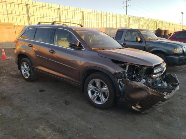 Photo 4 from auction – 2017 TOYOTA HIGHLANDER with VIN 5TDDZRFH9HS465698