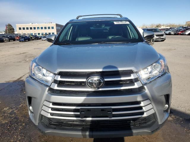Photo 5 from auction – 2018 TOYOTA HIGHLANDER with VIN 5TDJZRFH9JS532096