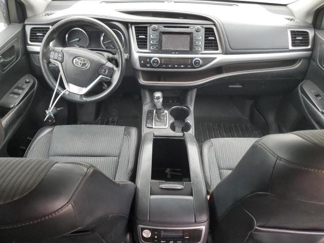 Photo 8 from auction – 2015 TOYOTA HIGHLANDER with VIN 5TDBKRFH6FS150558