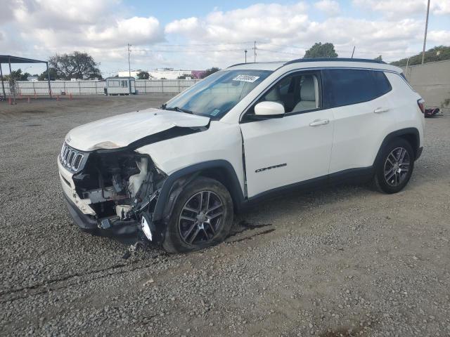 JEEP COMPASS LA 2019 with VIN 3C4NJCBB1KT638766 - Photo from auction