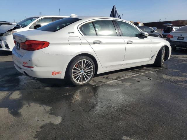 Foto 3 de la subasta – 2018 BMW 530E con VIN WBAJA9C50JB033077