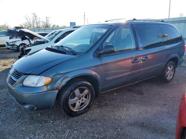 DODGE GRAND CARA 2005 with VIN 2D4GP44L15R271431 - Photo from auction