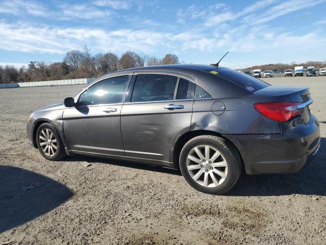Photo 2 from auction – 2014 CHRYSLER 200 LIMITE with VIN 1C3CCBCG6EN198476