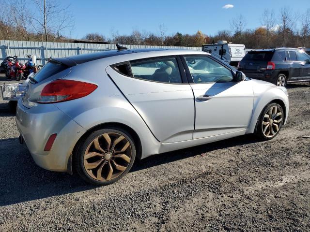 Photo 3 from auction – 2013 HYUNDAI VELOSTER with VIN KMHTC6AD7DU094610
