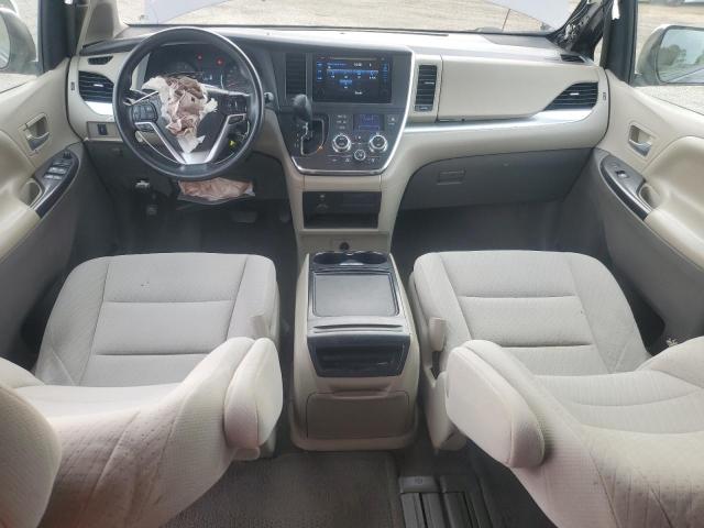 Photo 8 from auction – 2015 TOYOTA SIENNA LE with VIN 5TDKK3DC3FS676912
