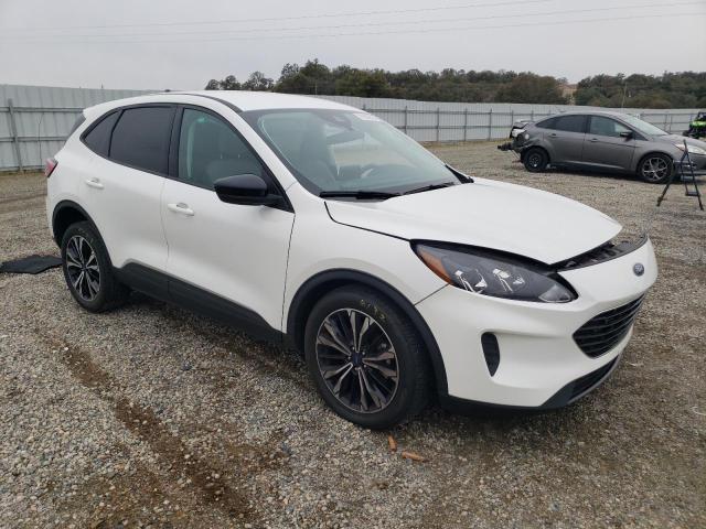 Photo 4 from auction – 2022 FORD ESCAPE SE with VIN 1FMCU9G60NUB22076