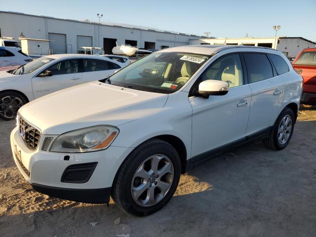 VOLVO XC60 3.2 2013 with VIN YV4940DZ3D2388952 - Photo from auction