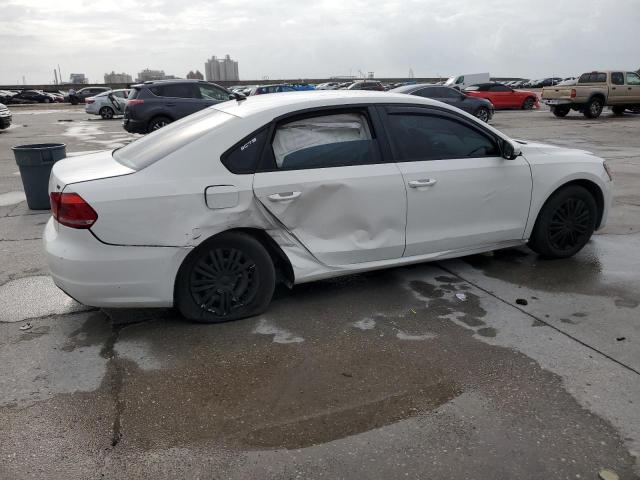 Photo 3 from auction – 2015 VOLKSWAGEN PASSAT S with VIN 1VWAT7A33FC025766