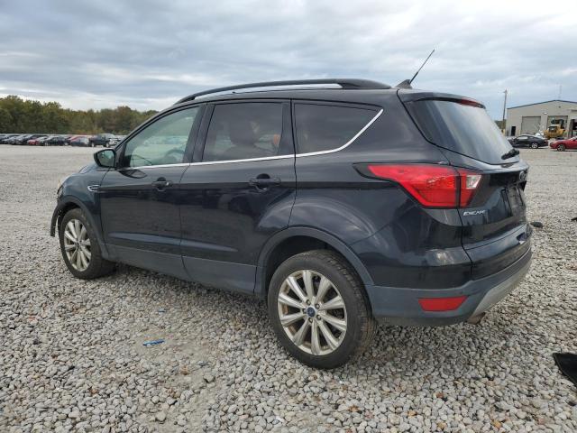 Photo 2 from auction – 2019 FORD ESCAPE SEL with VIN 1FMCU0HD2KUA65724