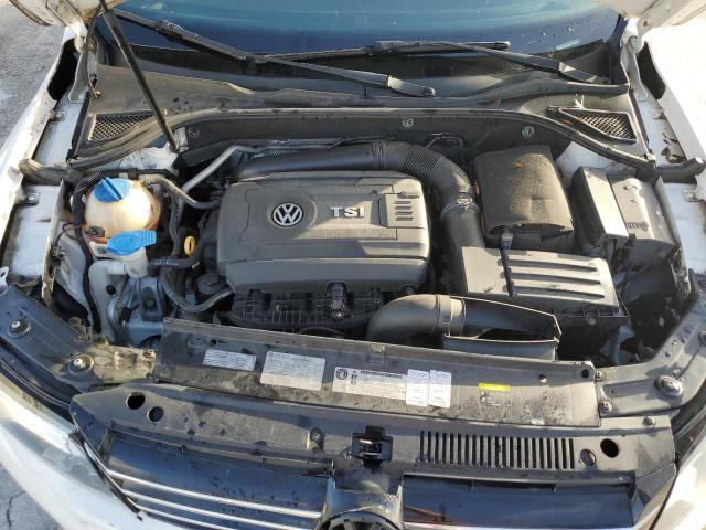 Photo 11 from auction – 2015 VOLKSWAGEN PASSAT S with VIN 1VWAS7A32FC115123