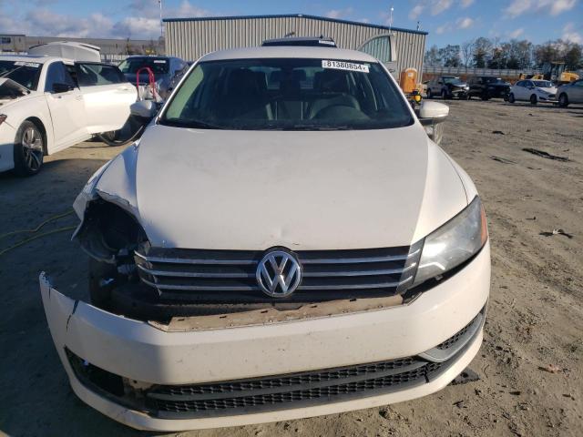 Photo 5 from auction – 2015 VOLKSWAGEN PASSAT S with VIN 1VWAT7A30FC051502