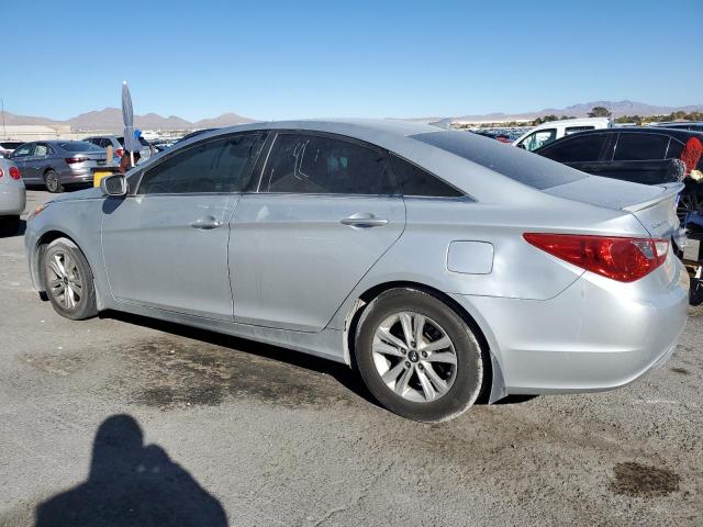 Photo 2 from auction – 2013 HYUNDAI SONATA GLS with VIN 5NPEB4AC5DH755573