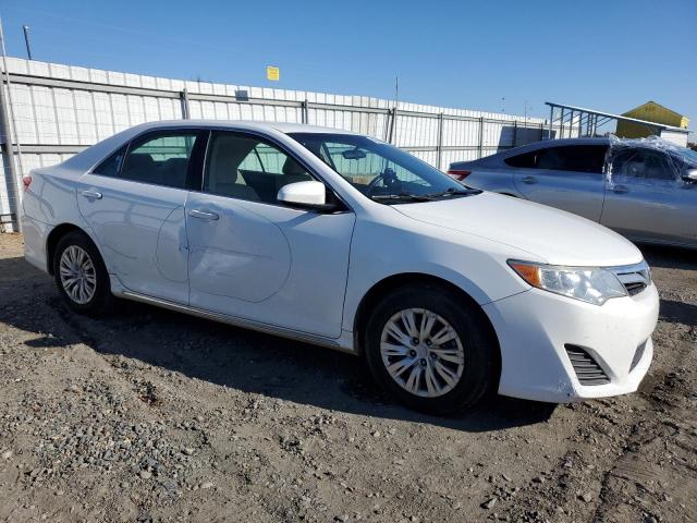 Photo 4 from auction – 2014 TOYOTA CAMRY L with VIN 4T4BF1FK8ER397934
