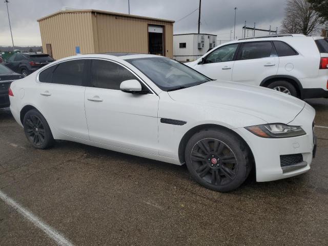 Photo 4 from auction – 2016 JAGUAR XF PREMIUM with VIN SAJBD4BV8GCY13951
