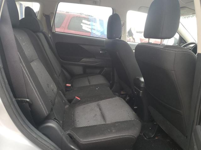 Photo 10 from auction – 2018 MITSUBISHI OUTLANDER with VIN JA4AZ3A39JZ062461