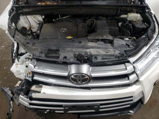 Photo 12 from auction – 2017 TOYOTA HIGHLANDER with VIN 5TDBZRFH8HS386661