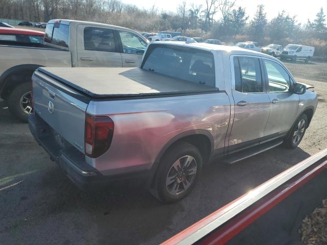 Photo 3 from auction – 2017 HONDA RIDGELINE with VIN 5FPYK3F55HB002994