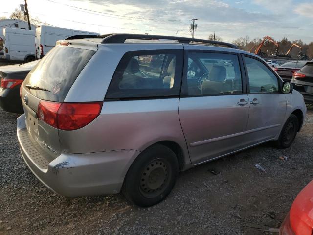 Photo 3 from auction – 2010 TOYOTA SIENNA CE with VIN 5TDKK4CC2AS295004