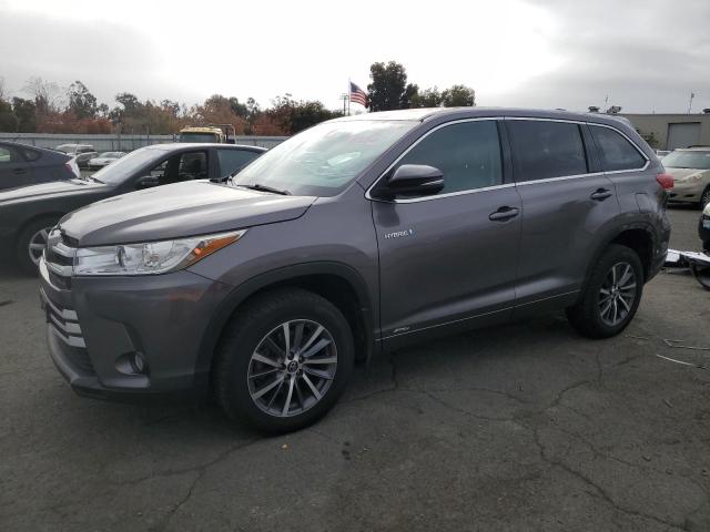 TOYOTA HIGHLANDER 2017 with VIN 5TDJGRFH5HS035708 - Photo from auction