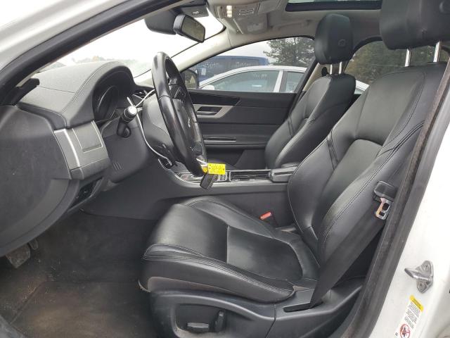 Photo 7 from auction – 2016 JAGUAR XF PREMIUM with VIN SAJBD4BV5GCY06116