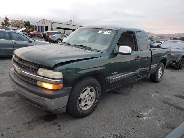 CHEVROLET SILVERADO 2002 with VIN 2GCEC19T221158265 - Photo from auction