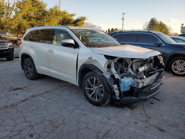 Foto 4 de la subasta – 2018 TOYOTA HIGHLANDER con VIN 5TDJZRFH4JS836307