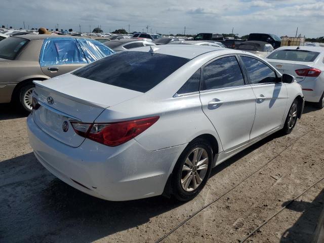 Photo 3 from auction – 2013 HYUNDAI SONATA GLS with VIN 5NPEB4AC1DH680192