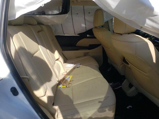 Photo 11 from auction – 2018 TOYOTA HIGHLANDER with VIN 5TDJZRFH7JS562178