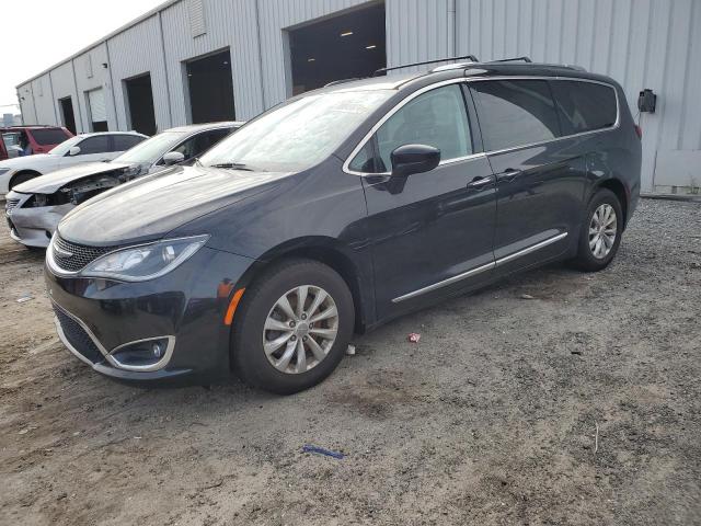 CHRYSLER PACIFICA T 2018 with VIN 2C4RC1BG1JR142962 - Photo from auction