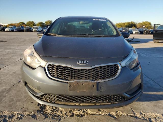 Photo 5 from auction – 2016 KIA FORTE LX with VIN KNAFK4A65G5572478