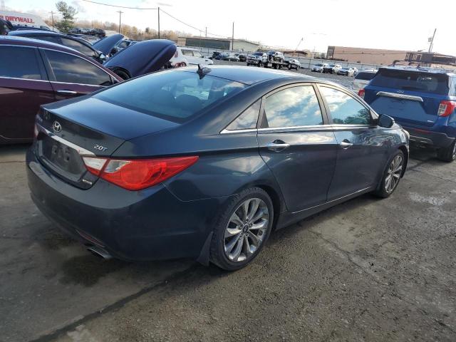 Photo 3 from auction – 2011 HYUNDAI SONATA SE with VIN 5NPEC4AB7BH215062