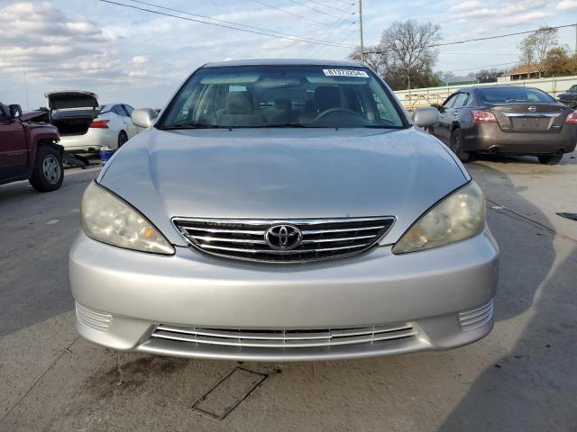 Photo 5 from auction – 2005 TOYOTA CAMRY LE with VIN 4T1BE32K25U095487