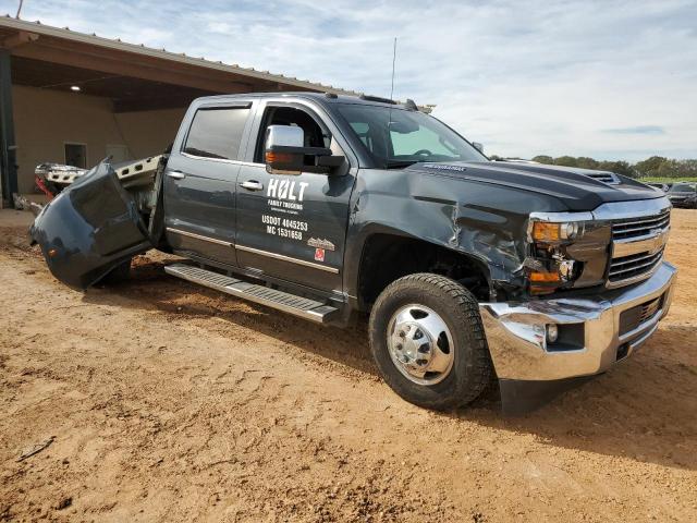 Photo 4 from auction – 2017 CHEVROLET SILVERADO with VIN 1GC4KZCY6HF227414