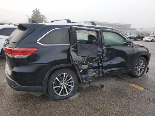 Photo 3 from auction – 2017 TOYOTA HIGHLANDER with VIN 5TDJZRFH9HS359853