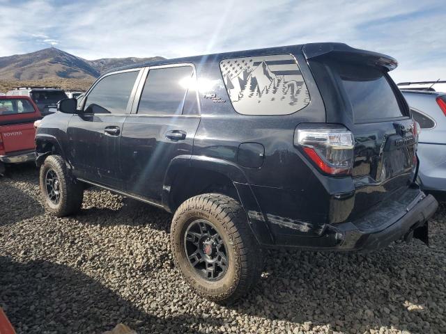 Photo 2 from auction – 2017 TOYOTA 4RUNNER SR with VIN JTEBU5JRXH5450904