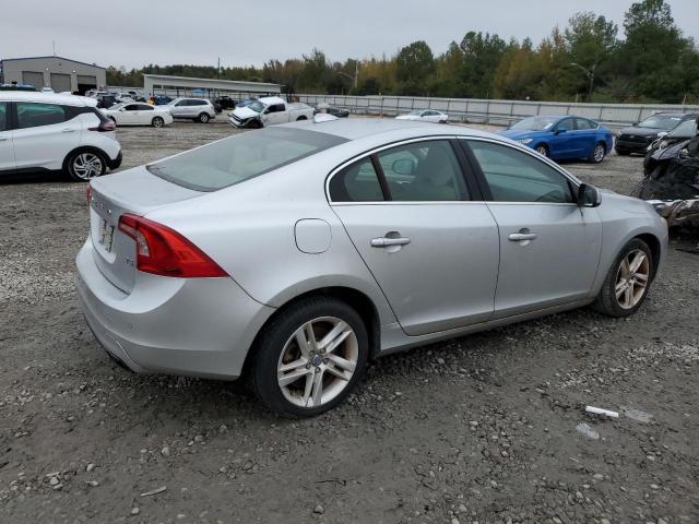 Photo 3 from auction – 2015 VOLVO S60 PREMIE with VIN YV140MFC2F1314482