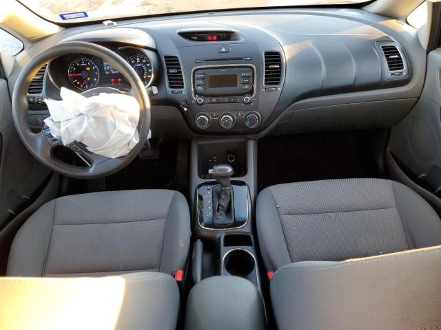 Photo 8 from auction – 2017 KIA FORTE LX with VIN 3KPFK4A77HE082755