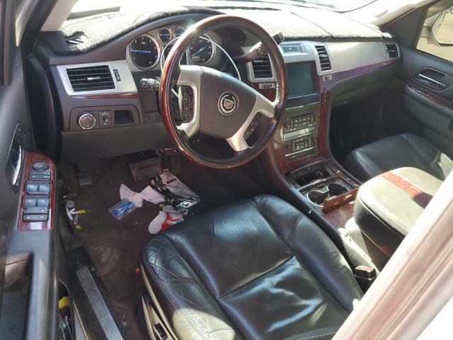 Photo 8 from auction – 2011 CADILLAC ESCALADE L with VIN 1GYS4BEF7BR133479