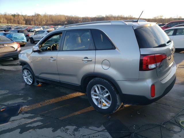 Photo 2 from auction – 2015 KIA SORENTO LX with VIN 5XYKTCA65FG656136