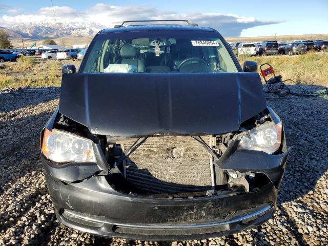 Photo 5 from auction – 2016 CHRYSLER TOWN & COU with VIN 2C4RC1BG7GR186554