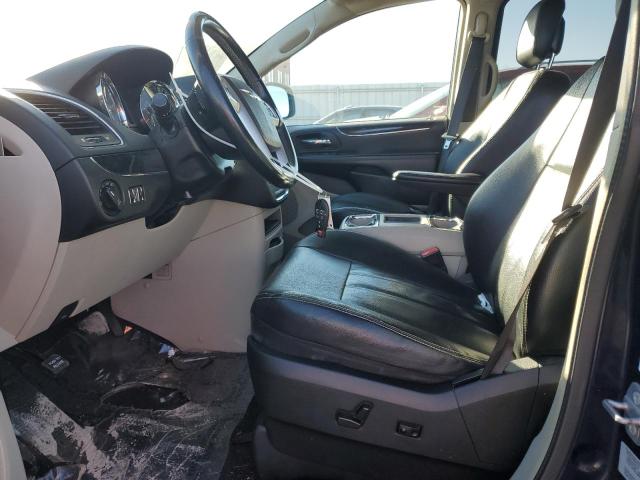 Photo 7 from auction – 2015 CHRYSLER TOWN & COU with VIN 2C4RC1BG2FR676348